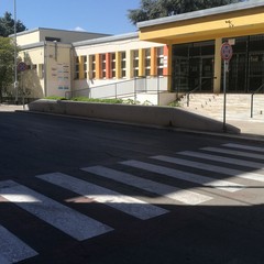 Bisceglie, strisce pedonali nelle vicinanze degli istituti scolastici