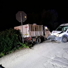 Incidente sulla Bisceglie-Andria, danni al furgone di "Recuperiamoci"