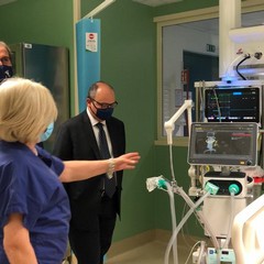 Il ministro Boccia in visita all'ospedale di Bisceglie