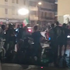 Italia finalista agli Europei, caroselli e festeggiamenti per le strade di Bisceglie