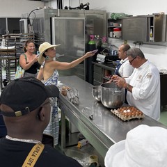 Un gruppo di turisti americani a Bisceglie per la Sospiro experience