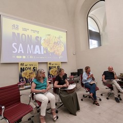 42 gradi, conferenza stampa