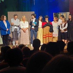 La magia dell emozione della CompagniAurea per Il Teatro delle Parita in scena con Atalanta Antigone e Cyrana La scuola delle mogli
