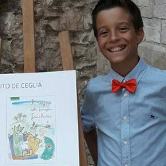 Vito De Ceglia - Ha 11 anni il più giovane tra gli scrittori biscegliesi. Figlio d'arte, è l'autore de Il regno della famiglia Zucchina