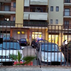 Rapina ai danni del supermercato "Primo pezzo", ladro in fuga