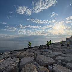 Bisceglie Running ripulisce la spiaggia del Macello