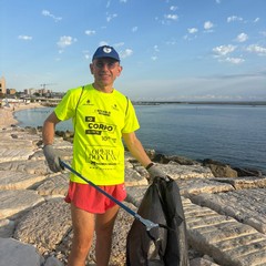 Bisceglie Running ripulisce la spiaggia del Macello