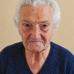 ISABELLA  LACEDONIA