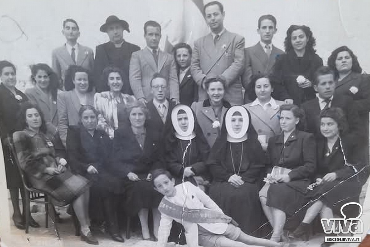 Azione Cattolica, foto storica con Angiolina Conte