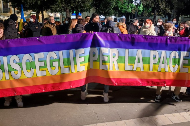 Bisceglie, manifestazione per la pace