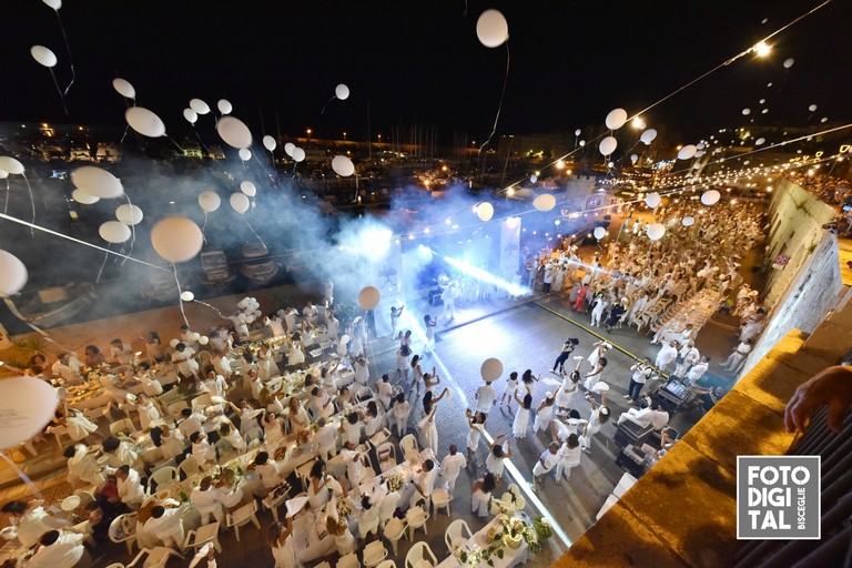 Cena en blanc di Puglia
