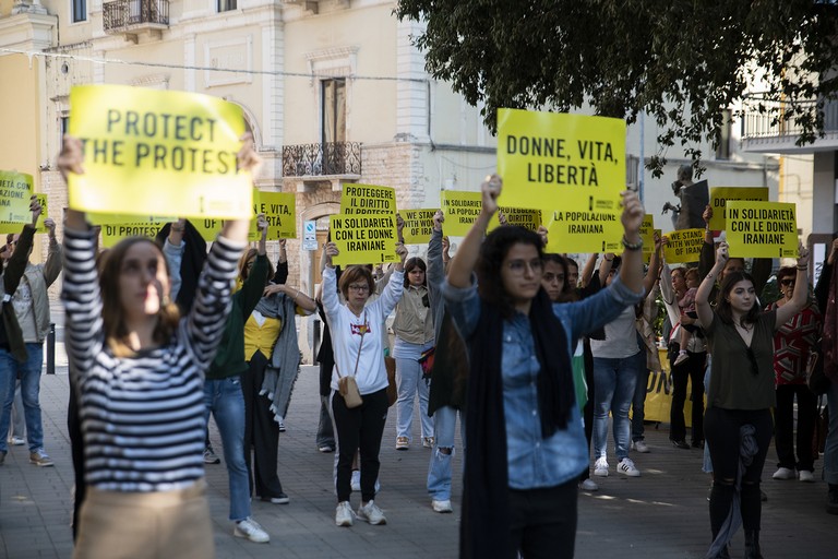 Donna, Vita, Libertà