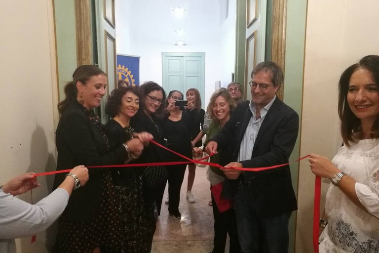 Il sindaco Angarano inaugura la mostra internazionale 