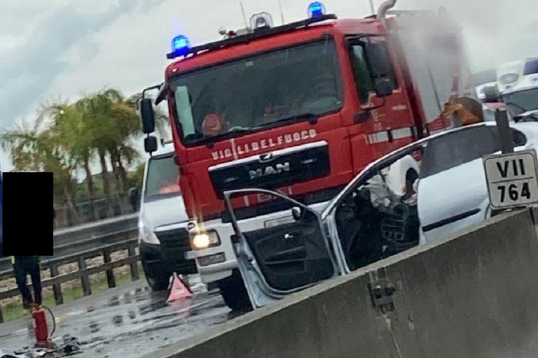 Incidente sulla 16 bis