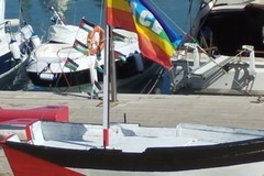 Presidio dell'Arci in via Nazario Sauro in sostegno della Global Sumud Flotilla