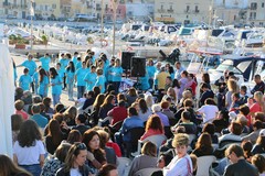 "Mare nostrum": gli studenti della Battisti-Ferraris cantano l'amore per il mare