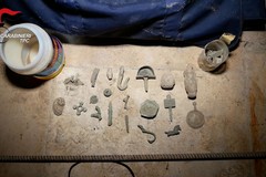Operazione "Canusium", recuperati reperti archeologici nella Bat