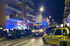 Incidente in via Bovio, diverse auto coinvolte e feriti