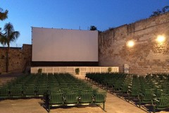 Una petizione per riaprire il cinema all'aperto del parco delle Beatitudini