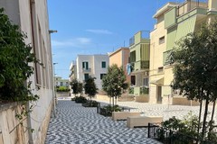 «Bivacco a tutte le ore nella piazzetta della chiesa di Santa Caterina»
