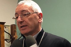 Gli auguri di Monsignor Leonardo D'Ascenzo. Video