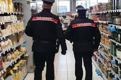 Cassaforte violata, colpo grosso al supermercato Primo Prezzo