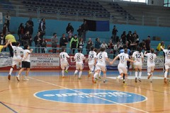 Orgoglio Bisceglie Femminile, cinque sberle all'Az Gold Futsal