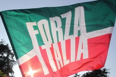 Forza Italia: «5000 euro per gagliardetti e targhe in un momento drammatico per la città»