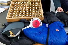 Maxi sequestro di merce contraffatta a Bisceglie
