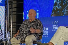 Pubblico in visibilio per Lino Banfi a Libri nel Borgo Antico - L'INTERVISTA
