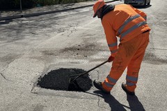 Manutenzioni, al via interventi urgenti su diverse strade della città