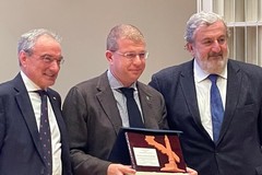 Premio "Ambasciatore Terre di Puglia" assegnato dall'associazione pugliesi a Milano