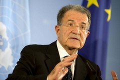 Romano Prodi ospite delle Vecchie Segherie Mastrototaro