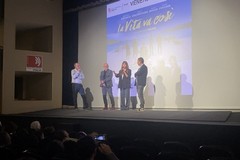 Virginia Raffaele e Riccardo Milani al Politeama per "La vita va così" - LE INTERVISTE