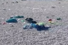 Notte di San Lorenzo, spiagge piene di rifiuti. Lo sfogo del sindaco Angarano