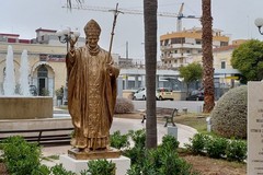 Il torrione e Bisceglie tricolore omaggiano San Giovanni Paolo II