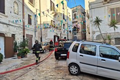 Vasto incendio in un immobile del centro storico: sul posto Vigili del fuoco e Carabinieri