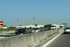 Altro incidente sulla 16 bis: chilometri di code in direzione Bari