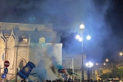 Festa dei tifosi interisti in piazza Vittorio Emanuele - VIDEO