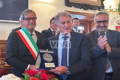 Consegnata ufficialmente la cittadinanza onoraria al dottor Francesco Giannella