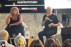 “Libri nel Borgo Antico”, Vendola a Bisceglie: «La poesia è rivoluzione, il sacro abita nell'escluso»