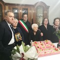 Grande festa per i 104 anni di nonna Angela Ventura