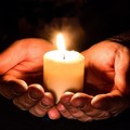 «Accendiamo una candela nelle nostre case la sera del 7 dicembre»