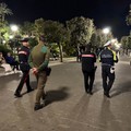 Controlli della Polizia e dei Carabinieri in piazza Vittorio Emanuele II
