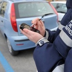 Tredici nuovi ausiliari del traffico per il controllo delle strisce blu