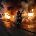 Due auto incendiate nella notte in via Dieta delle Puglie