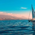 Vacanze in barca a vela: gli elementi che non possono mai mancare