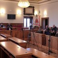 Consiglio comunale, manca ancora il numero legale: opposizioni all'attacco