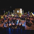“FaMiFaRe”: il magico connubio tra musica pop e arte sinfonica in  "Note di mezza estate "