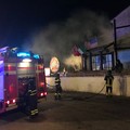 Incendio in una pizzeria di via Capitini: una stufa prende fuoco